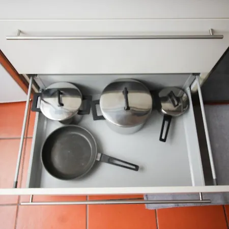 Oriente Dna Vi アパート *