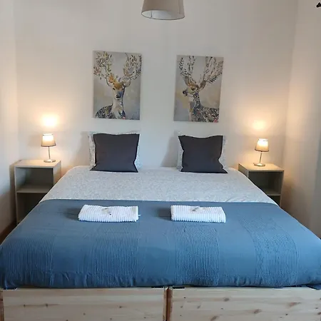 Oriente Dna Vi Apartment