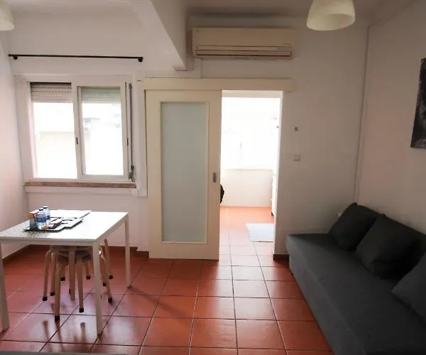 Oriente Dna Vi Daire Lisboa